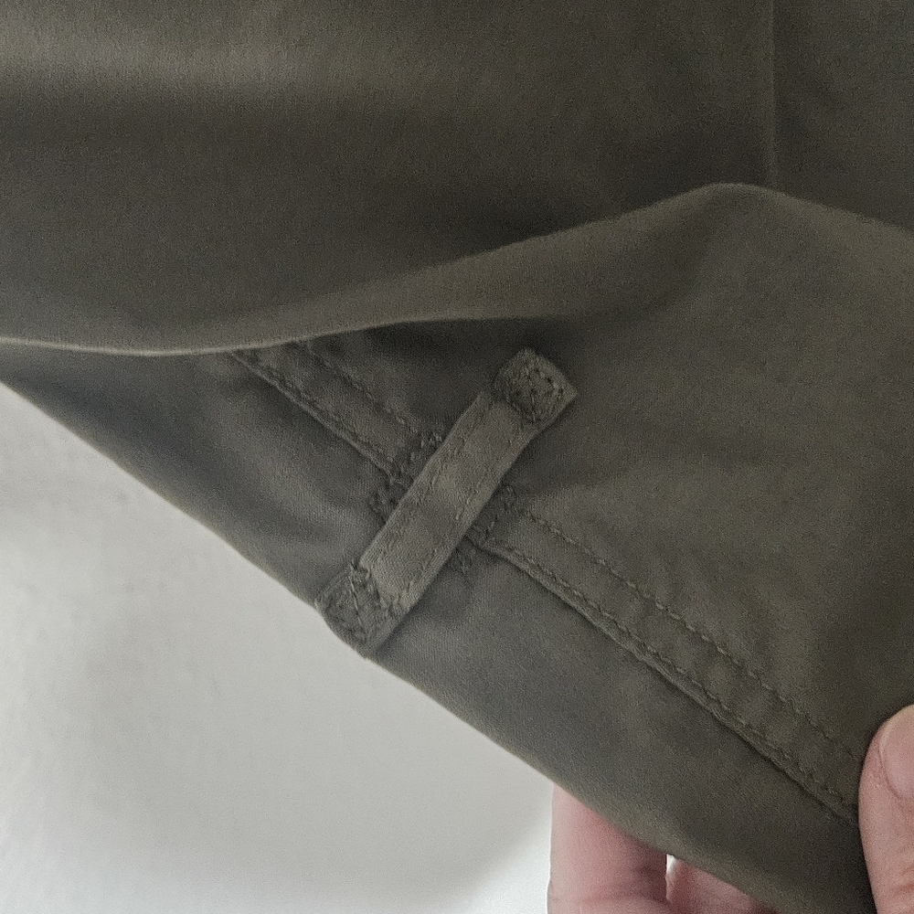 Duluth Trading company quick dry material hiking size 18 - Picture 5 of 14
